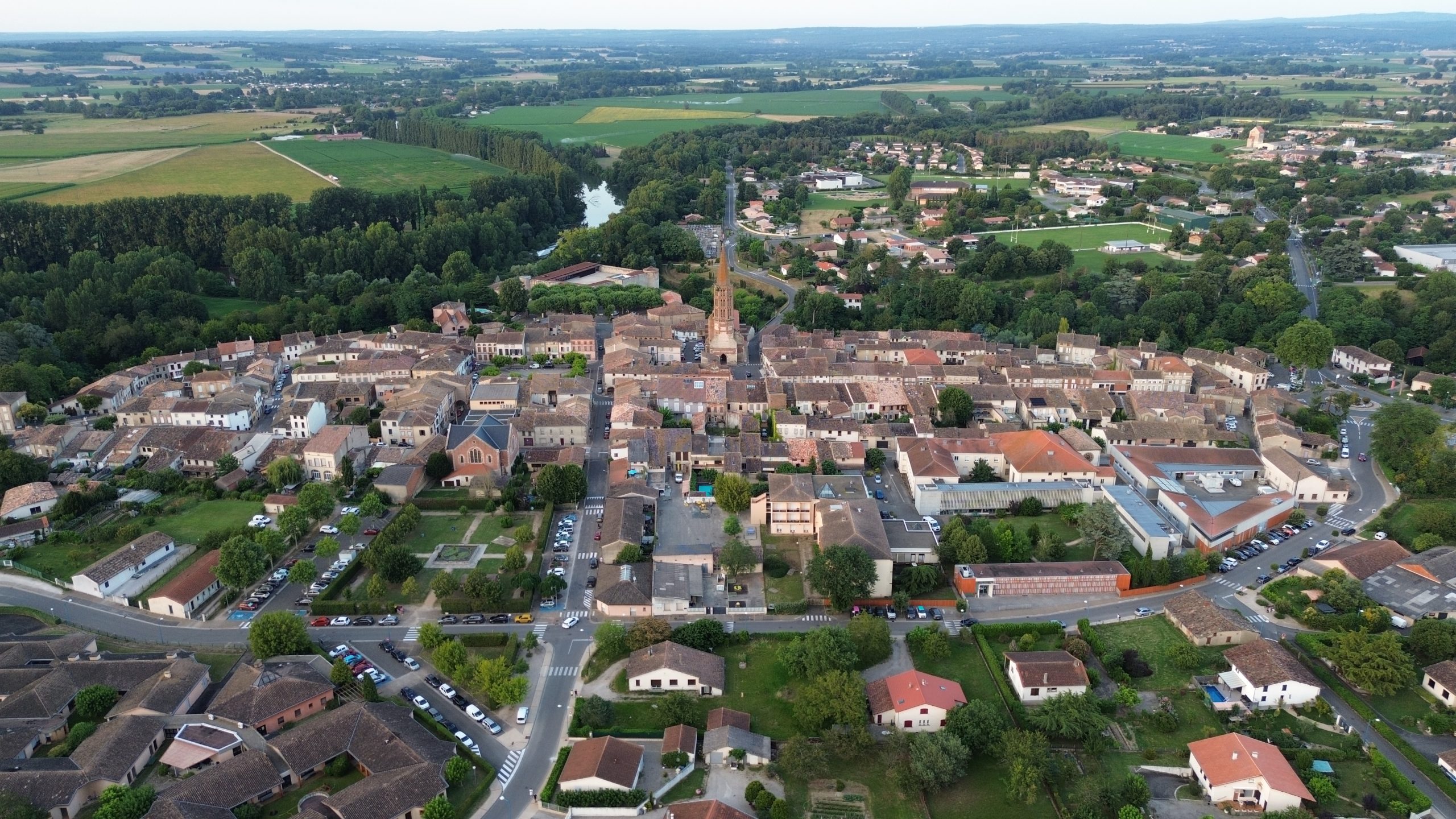 Bastide_de_Nègrepelisse Bastide_de_Nègrepelisse