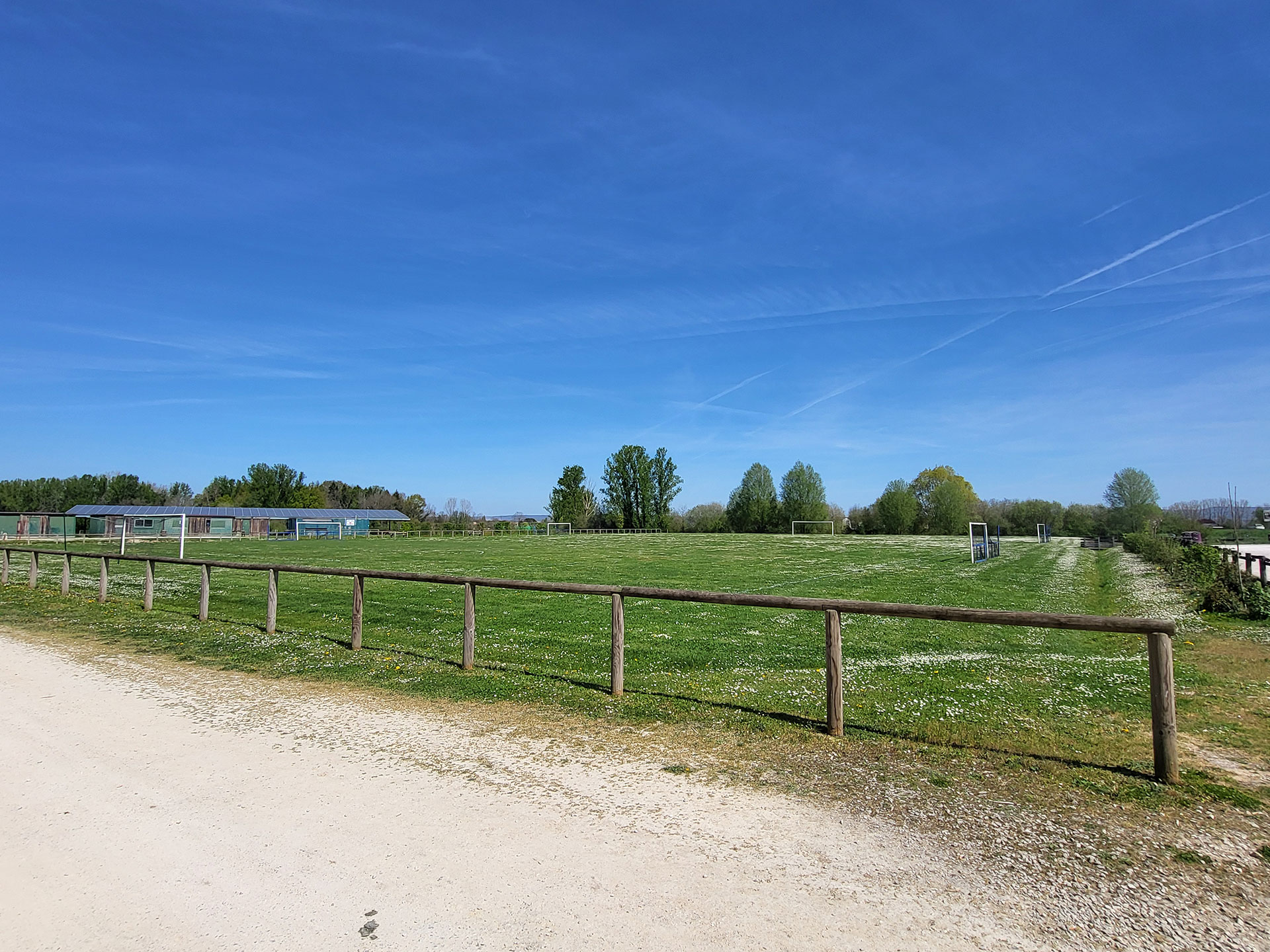 Plaine_sportive_lauzel_nègrepelisse