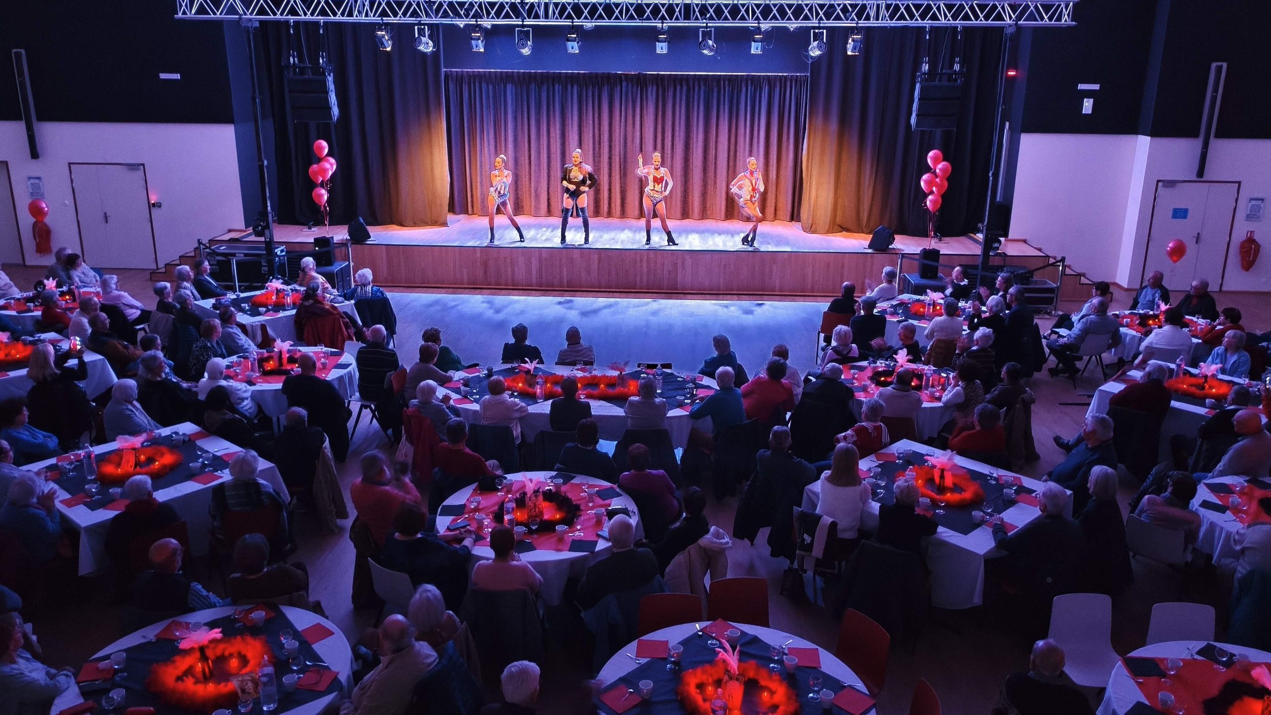 Bal_des_séniors_printemps_public